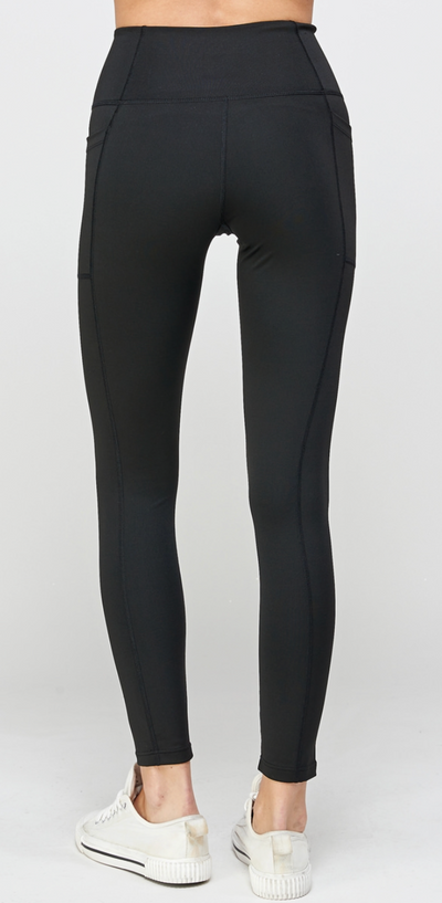 BLACK LEGGINGS WITH POCKETS ON THE SIDES